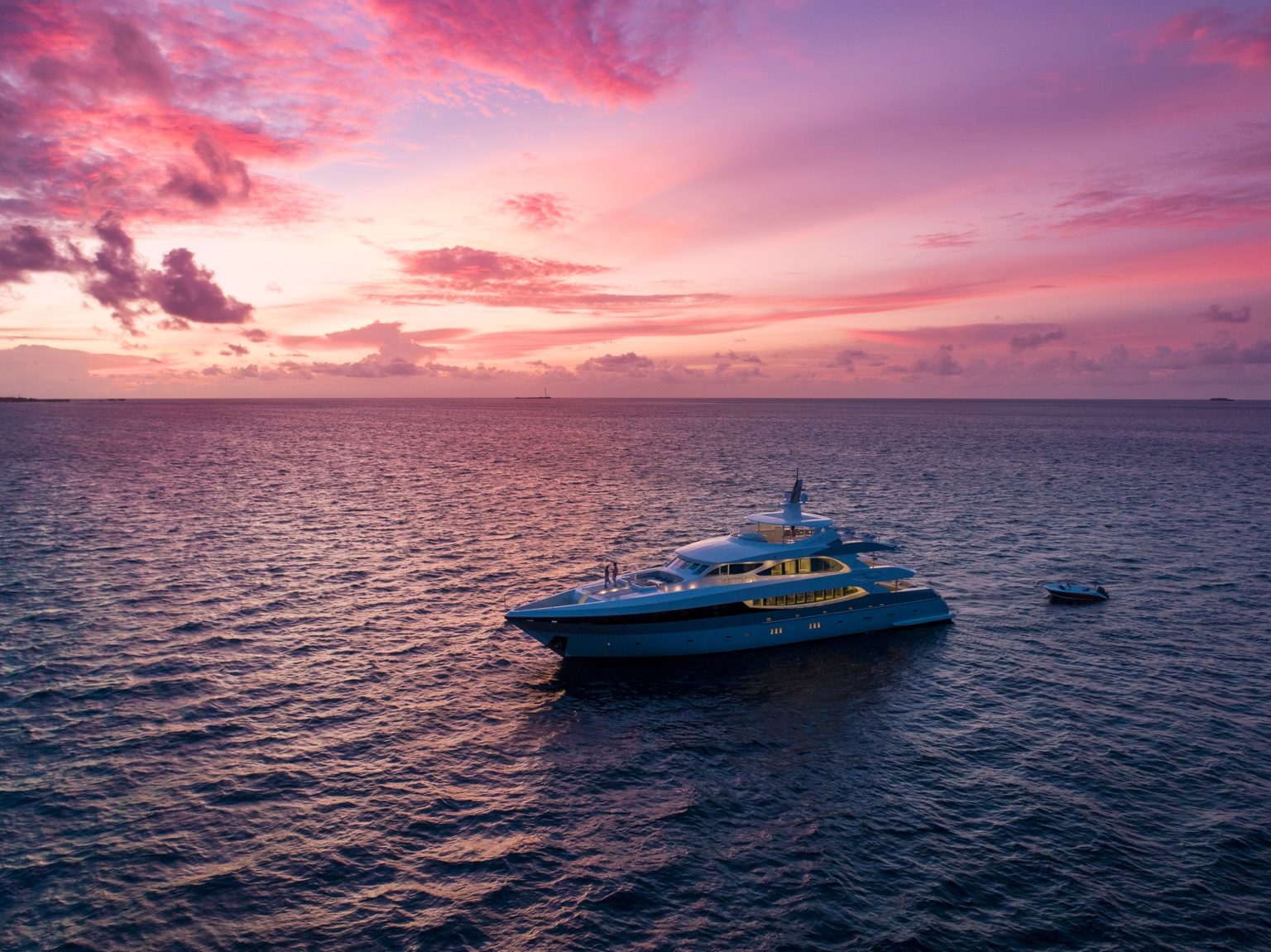 M/Y SEAREX at sunset