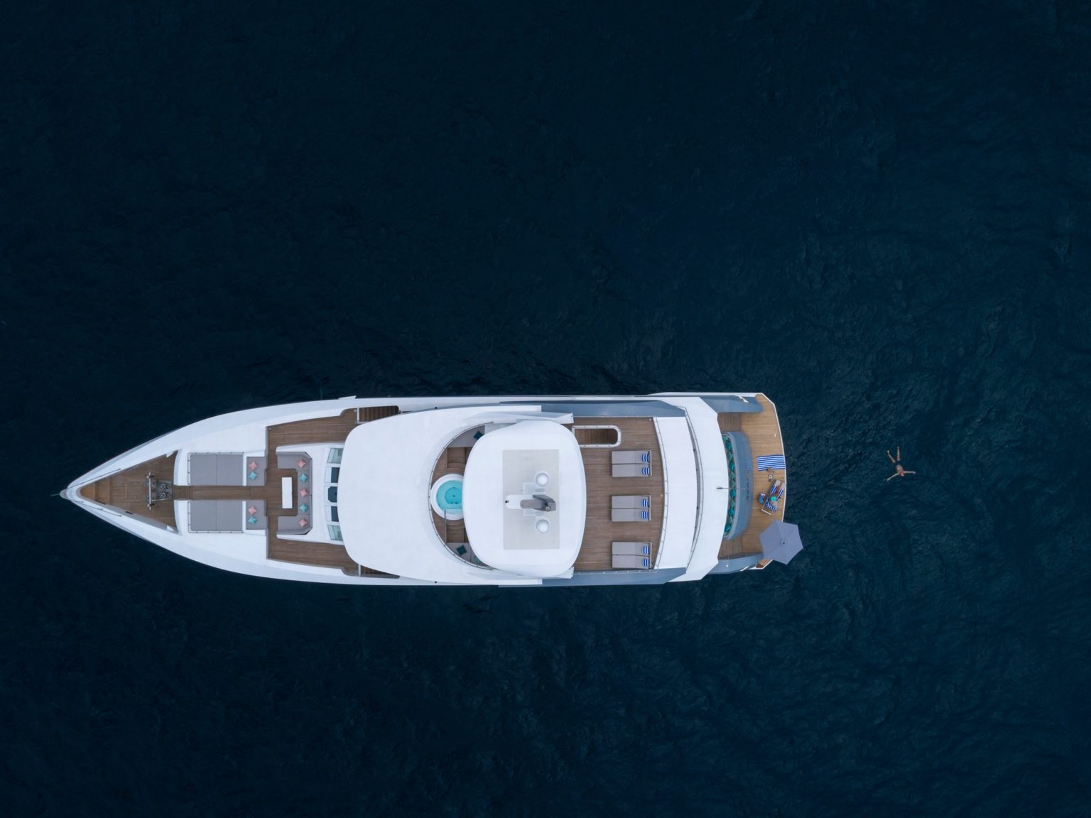 Top view of M/Y SEAREX